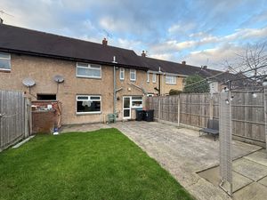 Elgar Close Great Sutton